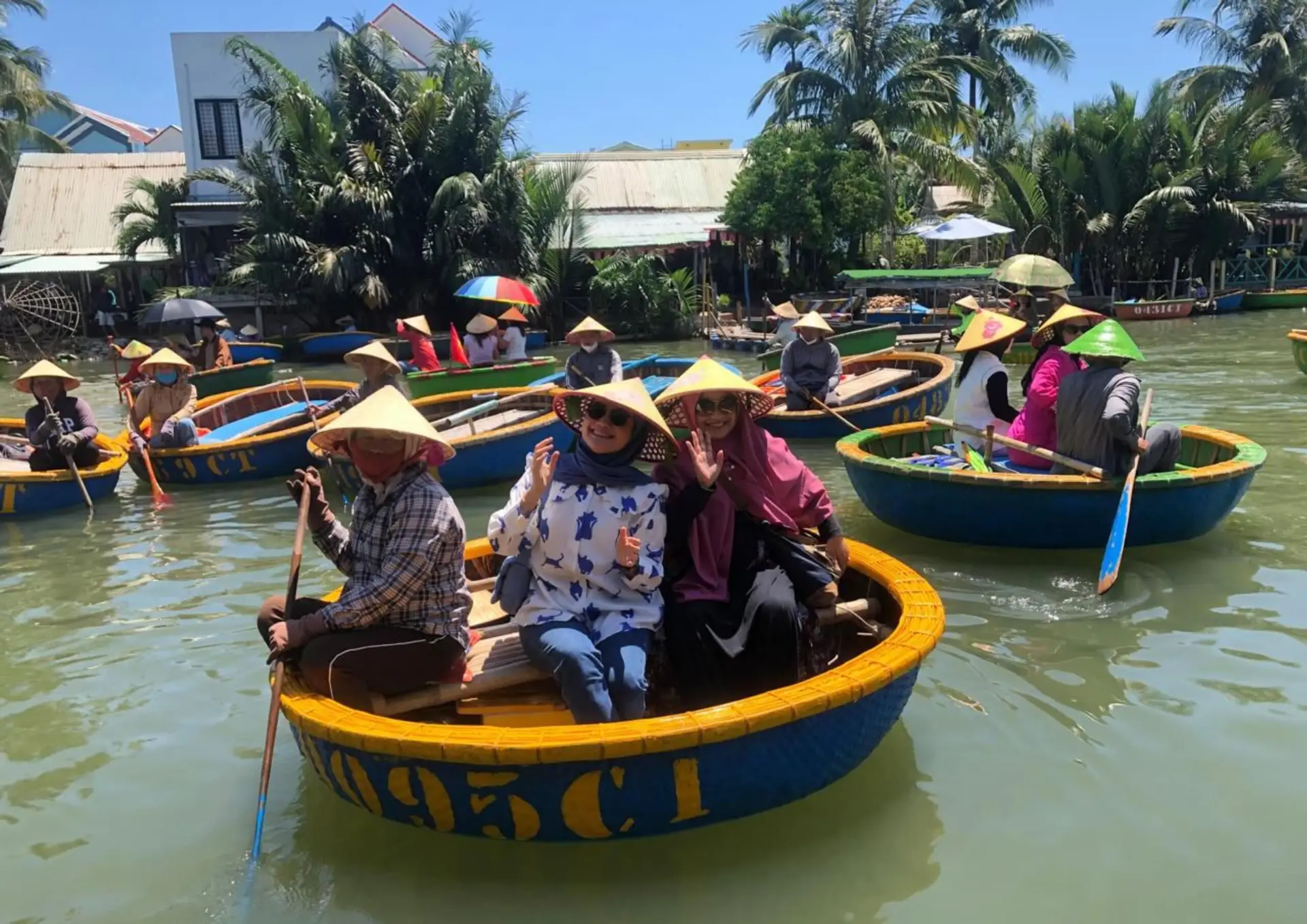 _0000_Private Trip-min